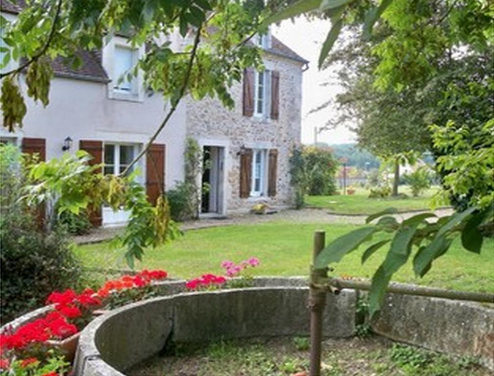 Bed and Breakfast La Roulotte De Pommette Et Billy La Hoguette Exteriér fotografie